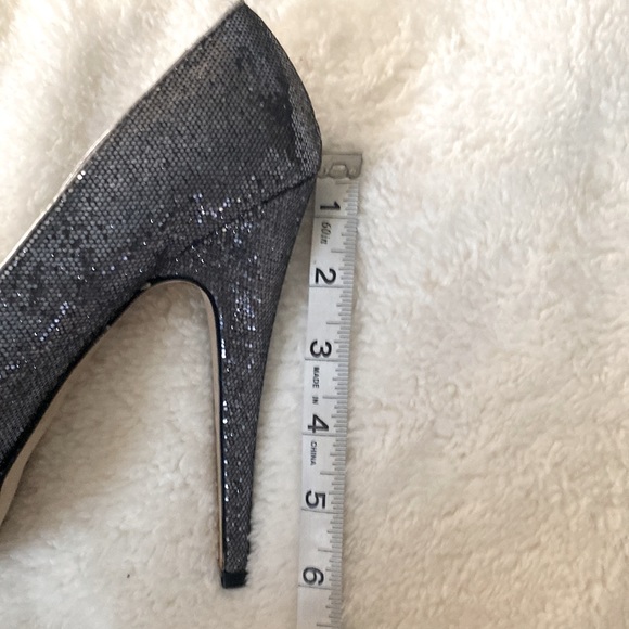 ALDO Sparkly Platform Pumps - Picture 9 of 9